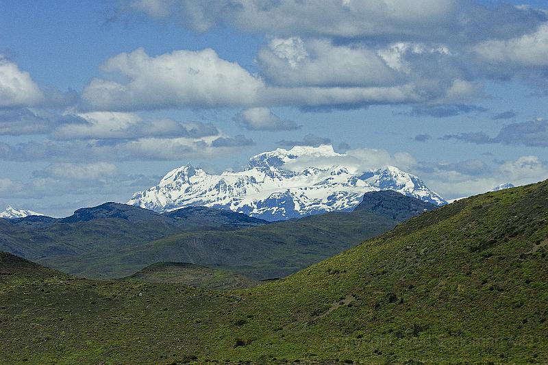 20071213 125615 D2X 4200x2800.jpg - Torres del Paine National Park